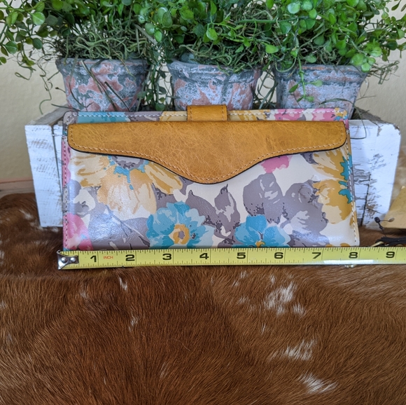 Patricia Nash Wallet Wristlet First Bloom P581326 - Picture 4 of 7